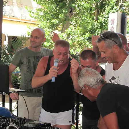 Nuovo Giardino Hotel 3*