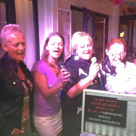 Nuovo Giardino 3* Римини