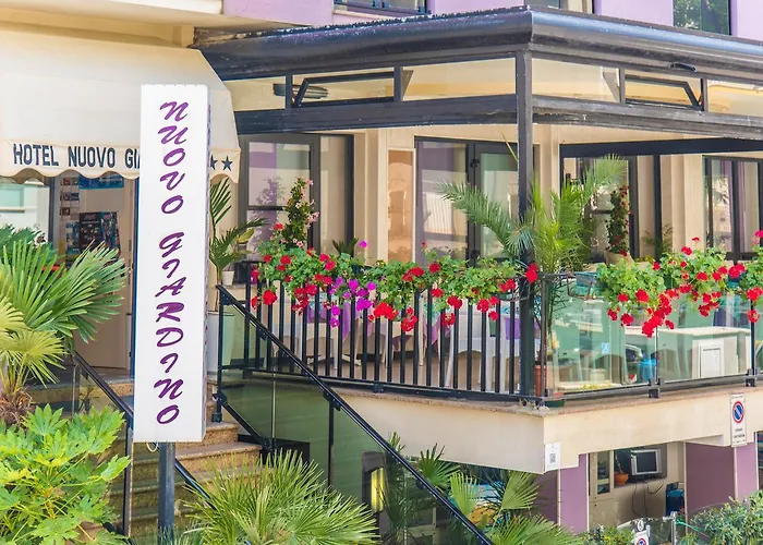 Hotel Nuovo Giardino 3*